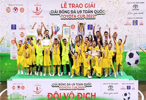 U9 Sông Lam Nghệ An vô địch Giải bóng đá U9 toàn quốc 2022