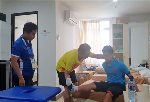 2 bác sĩ Việt Nam nhận Giải thưởng Cống hiến 15 năm của Ban Y học AFC