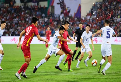 Liên tục ép sân, U23 Việt Nam vẫn bị U23 Philippines cầm hòa