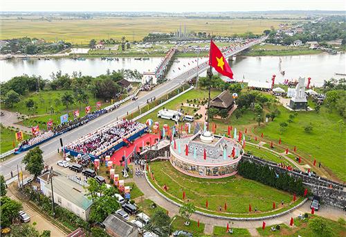 Ghi chép từ Quảng Trị Anh hùng, bài 4: Linh thiêng Lễ thượng cờ thống nhất non sông
