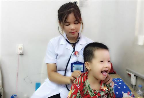 Gặp nữ sinh viên giàu nghị lực