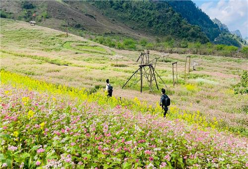 Phát triển du lịch ở Vân Hồ