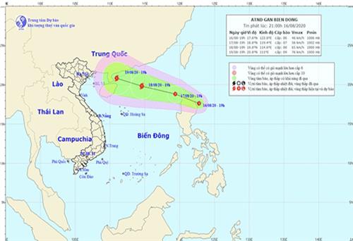 Áp thấp nhiệt đới gần Biển Đông, gió giật cấp 8