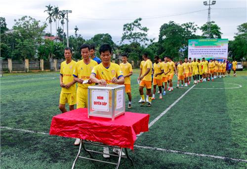 Câu lạc bộ bóng đá Nam Định về nguồn