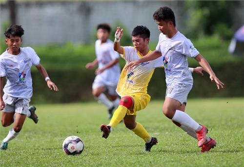 U15 Sông Lam Nghệ An và U15 Huế giành vé vào bán kết U15 quốc gia 2022