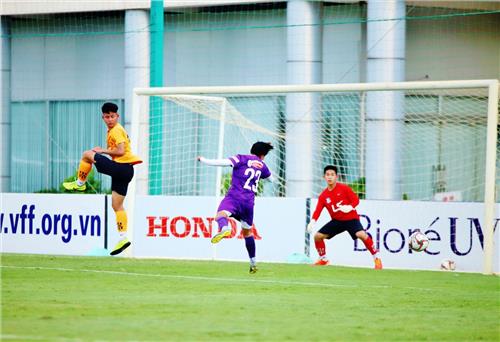 HLV Mai Đức Chung hài lòng với ‘quân xanh' tuyển U15 futsal nam