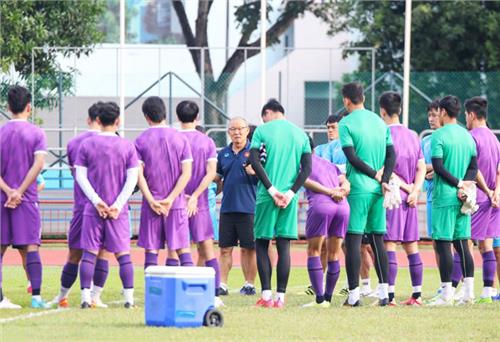 Chốt danh sách 23 cầu thủ đội tuyển Việt Nam cho trận gặp đội tuyển Campuchia
