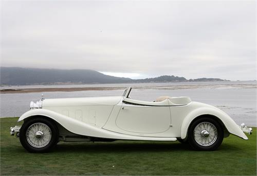Xe cổ tuyệt đẹp ở Pebble Beach Concours dElegance