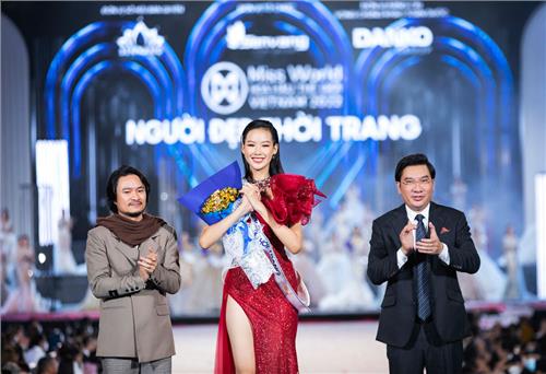 Người đẹp thời trang Miss World Vietnam 2022: Sở hữu IELTS 8.0, cao 1,85m