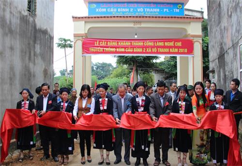 Đón Bằng công nhận Làng nghề chè truyền thống