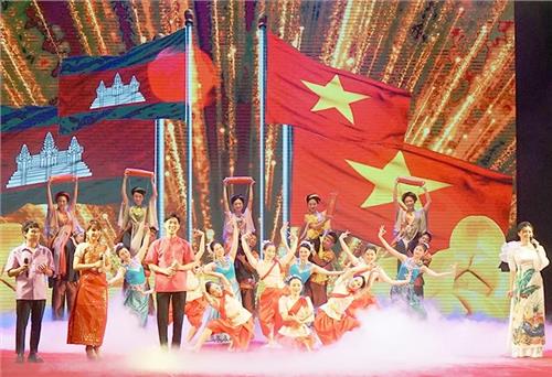 Dấu mốc tình láng giềng hữu nghị Việt Nam-Campuchia