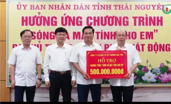 Đoàn kết, chung sức xây dựng quê hương giàu đẹp