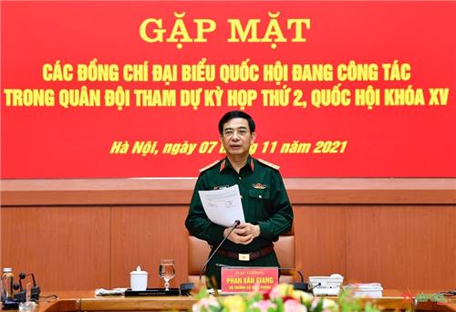 Bộ Quốc phòng gặp mặt đại biểu Quốc hội đang công tác trong quân đội