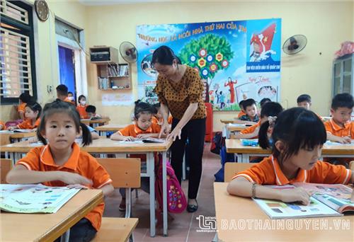 Khắc phục tình trạng thiếu giáo viên ở Phú Bình
