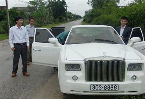 Xuất hiện Rolls-Royce 