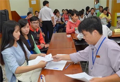 17h ngày 12/8 kết thúc đợt xét tuyển đại học, cao đẳng đầu tiên năm 2016
