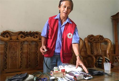 Tấm lòng nhân hậu của người lái xe ôm