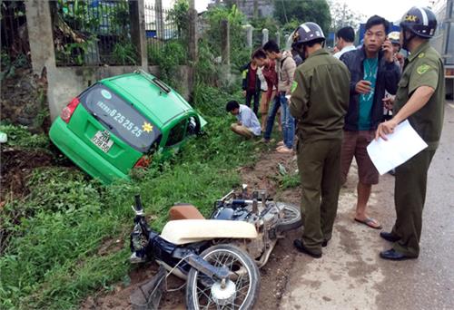 Tai nạn giao thông làm 5 người bị thương 