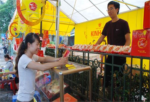 Thị trường bánh trung thu tăng nhẹ về giá