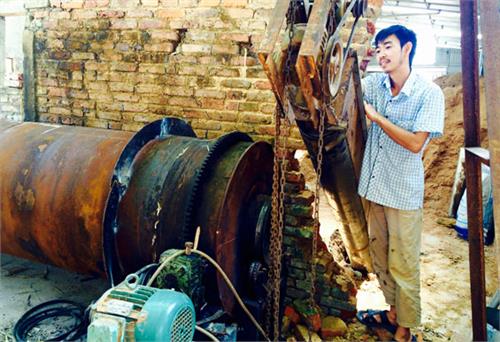 Học thành kỹ sư cơ khí về làng làm giàu