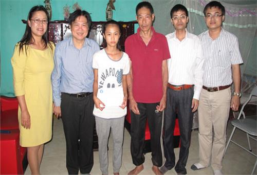 Hết lòng vì sự nghiệp giáo dục