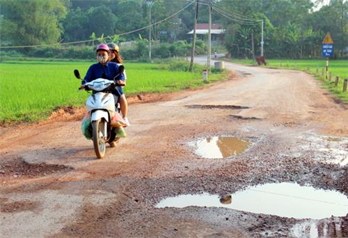 Tỉnh lộ 269C xuống cấp nghiêm trọng