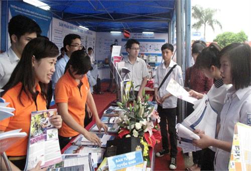 Tuyển trên 11.600 chỉ tiêu đại học chính quy
