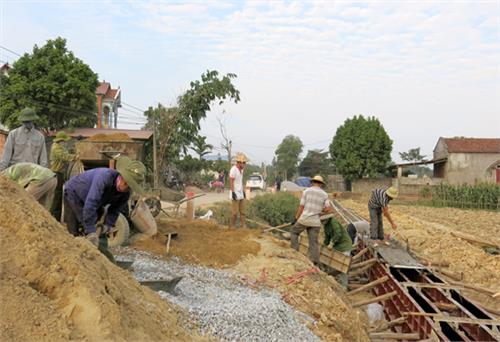Trên 3 tỷ đồng xây dựng kênh mương chống hạn