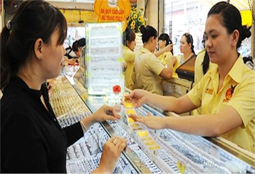 Vàng tăng vọt lên 38 triệu đồng/lượng