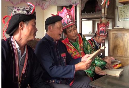 Người giữ hồn văn hóa dân tộc Dao