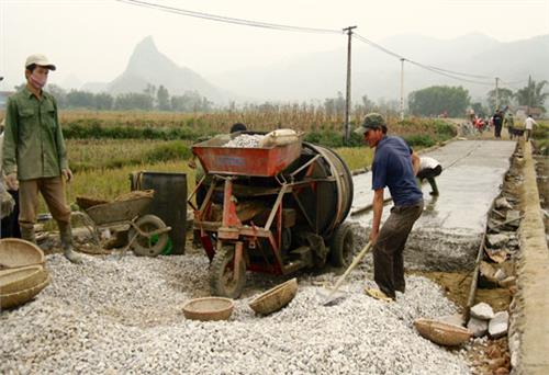 Vượt qua lệ làng 