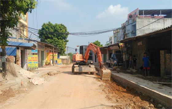 Gần 15 tỷ đồng sửa chữa, nâng cấp đường giao thông