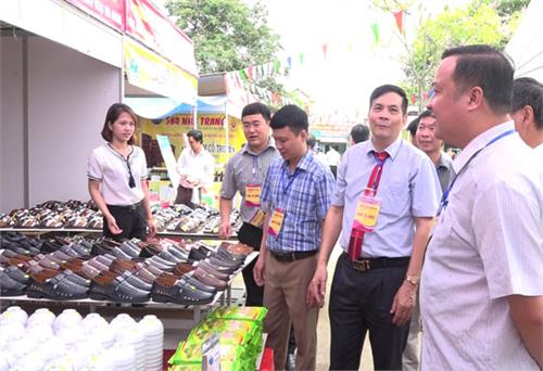 20 doanh nghiệp sản xuất hàng hóa trong nước tham gia Hội chợ