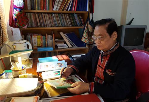 79 tuổi vẫn say sưa với công việc
