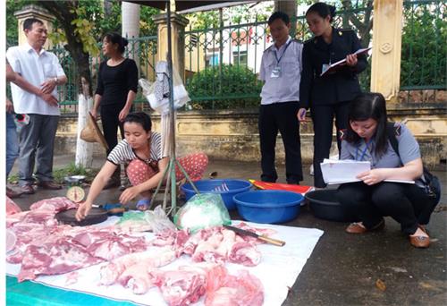 Triển khai các biện pháp quản lý giết mổ gia súc, gia cầm và an toàn vệ sinh thực phẩm 