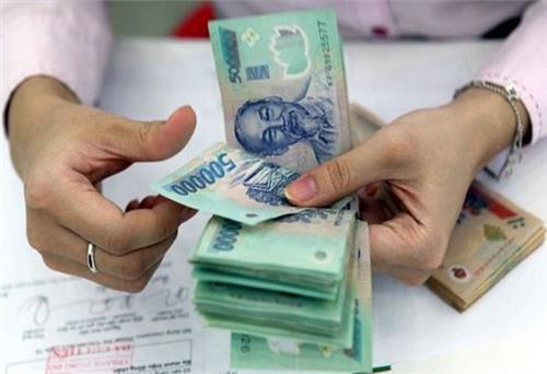 Tăng lương cơ sở lên 1.300.000 đồng/tháng từ ngày 01/7/2017