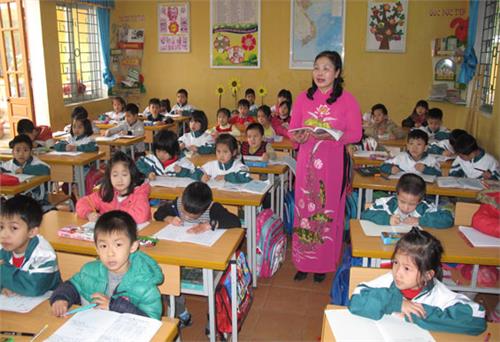 Tâm huyết với sự nghiệp trồng người