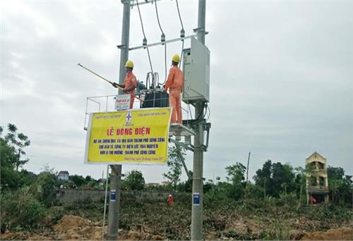 Lắp đặt 8 trạm biến áp chống quá tải lưới điện