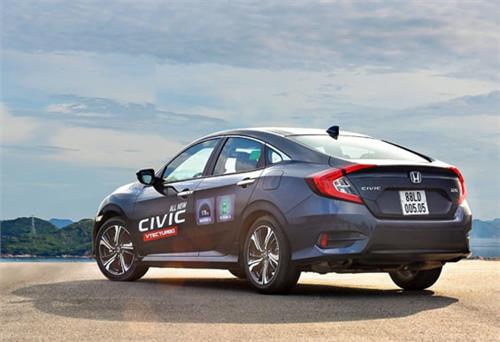 Triệu hồi Honda Civic do lỗi hệ thống làm mát động cơ