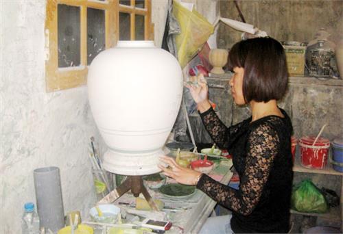 Sản phẩm gốm sứ Bát Tràng chiếm ưu thế