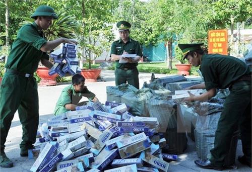 Chi bồi dưỡng người truy bắt buôn lậu 100.000 đồng/ngày