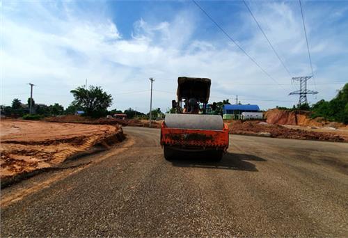 Đẩy mạnh giải phóng mặt bằng thực hiện các dự án