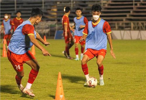 U23 Việt Nam được bổ sung 6 cầu thủ sang Campuchia