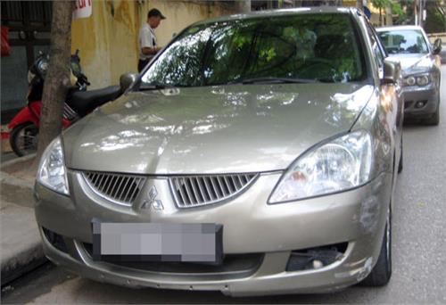 Để tránh mua nhầm xe tai nạn: Kiểm tra kỹ thân vỏ