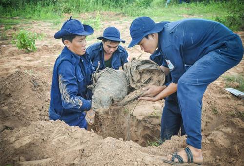 Hành trình 20 năm tìm đồng đội trên đất nước chùa Tháp