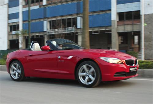 BMW Z4 2010 - mui trần thời trang tại Việt Nam
