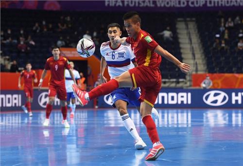 Thi đấu quả cảm, tuyển futsal Việt Nam thua sát nút 2-3 trước đội tuyển Nga