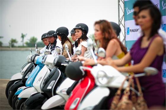 Piaggio hỗ trợ 100% phí trước bạ cho khách hàng