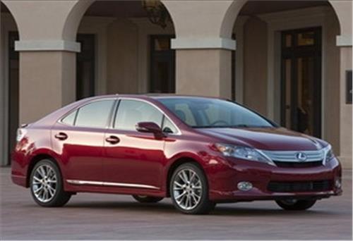 Toyota thu hồi 17.000 xe Lexus HS 250h hybrid