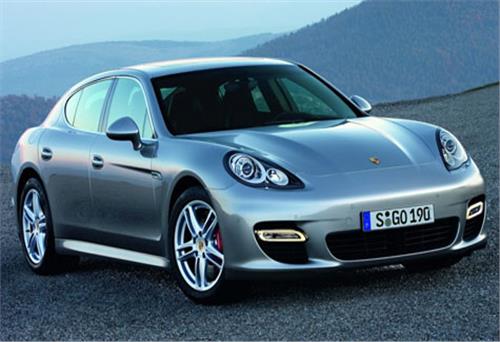 Porsche lập hat-trick giải thưởng thương hiệu